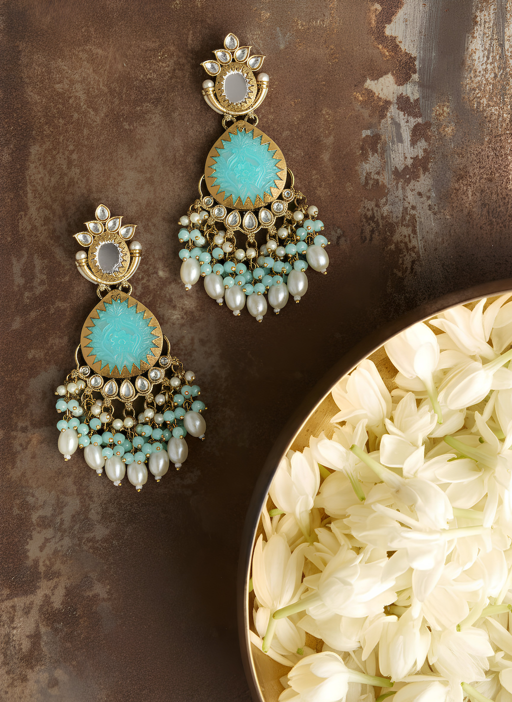 Royal Zayra Pearl Earrings