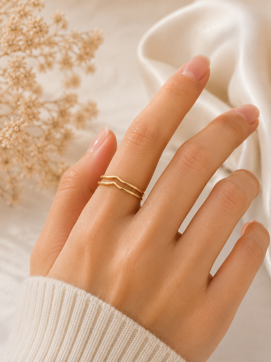 Aura Wave Ring