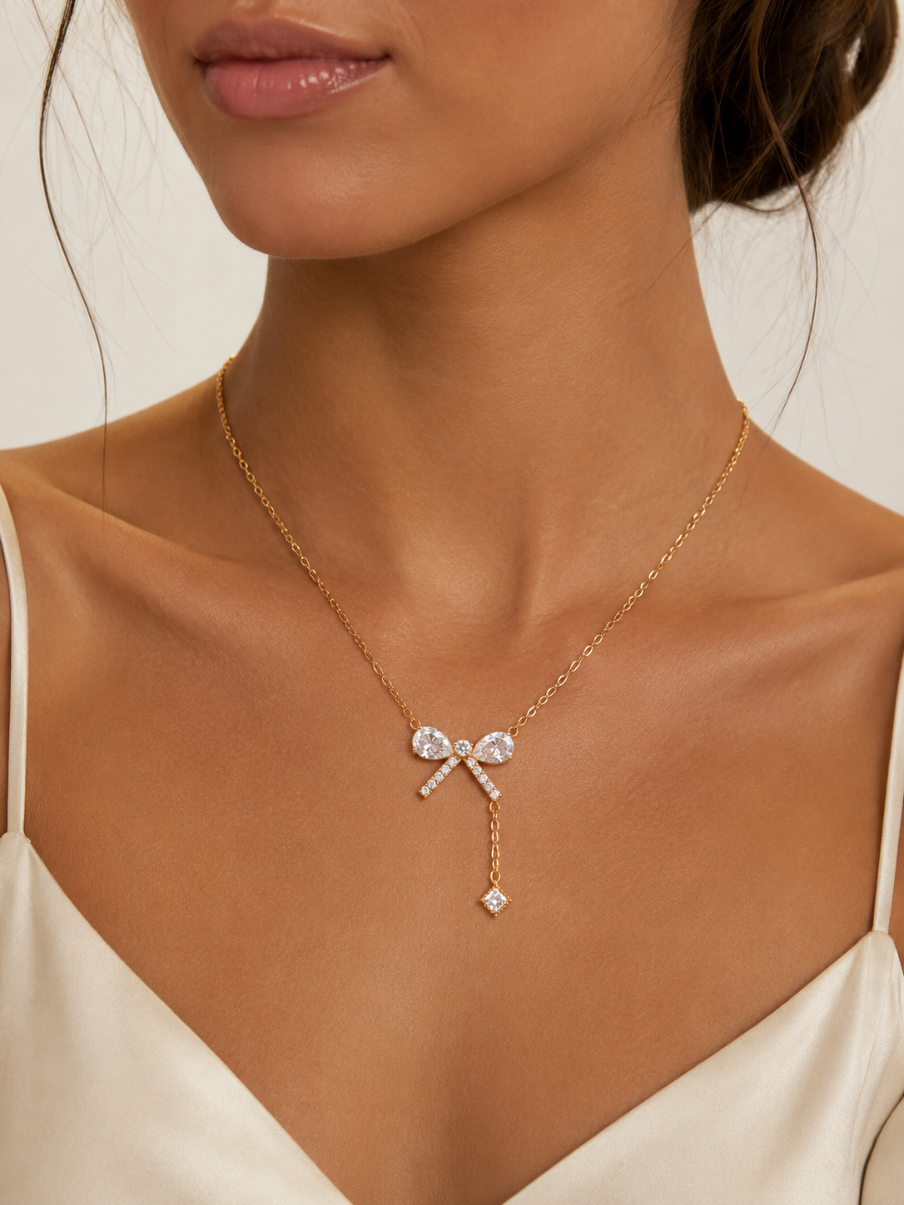 Bowelle Drop Necklace