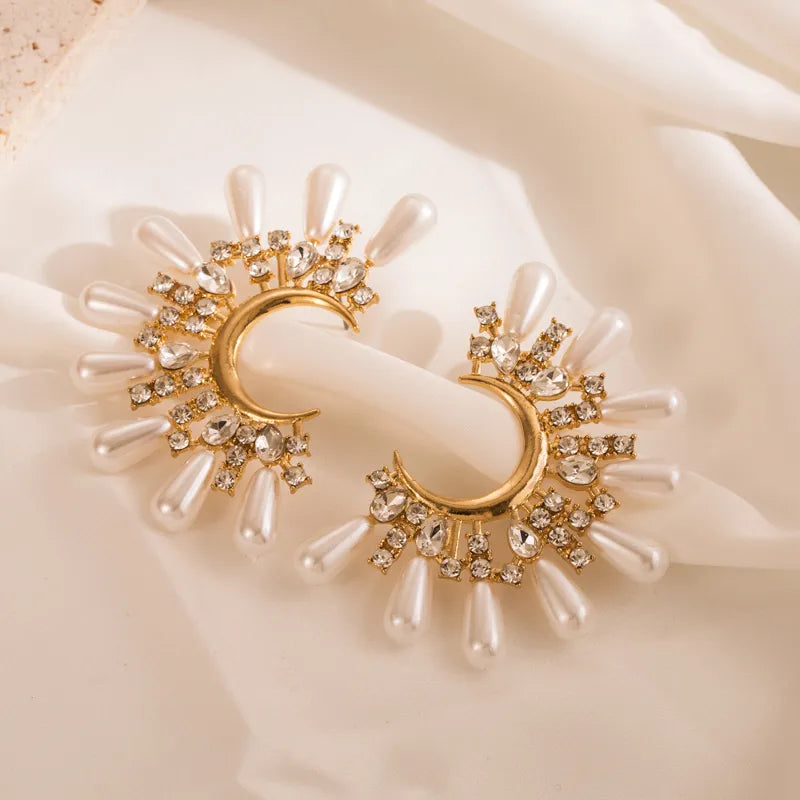 Lunara Pearl Crescent Earrings