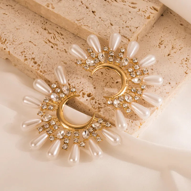 Lunara Pearl Crescent Earrings