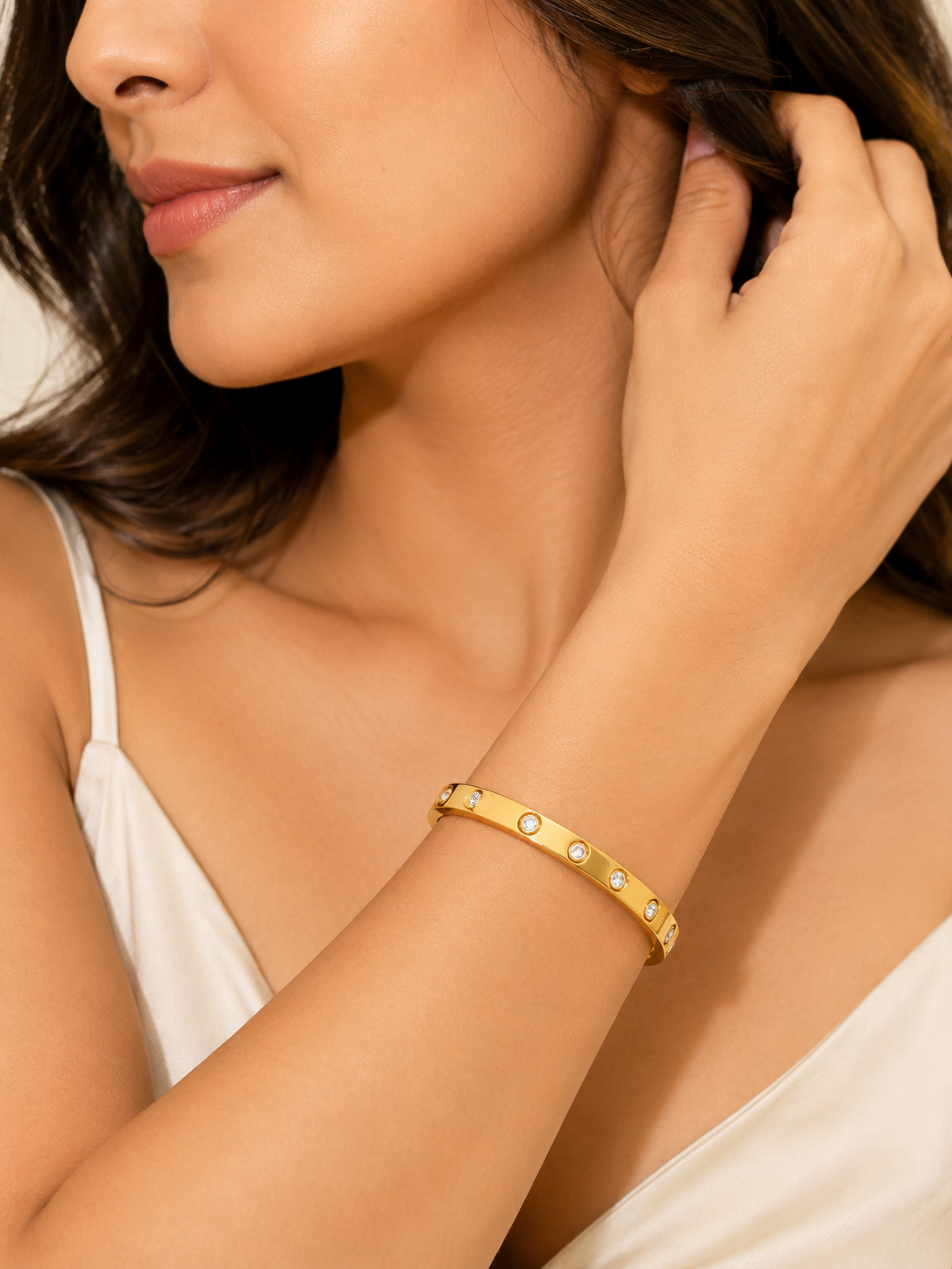 Solitaire Glow Bangle