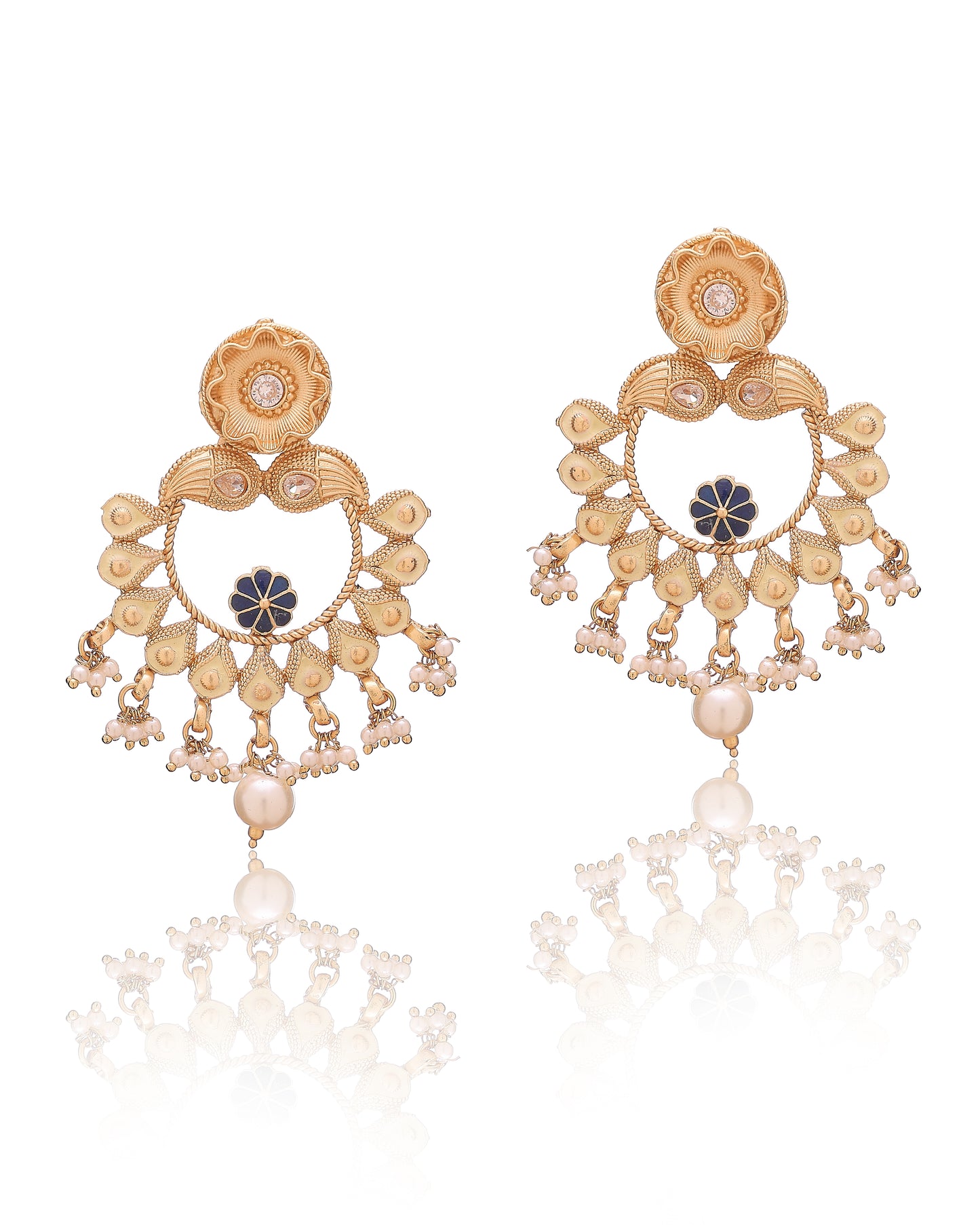 Noor Guldaan Chand Earrings