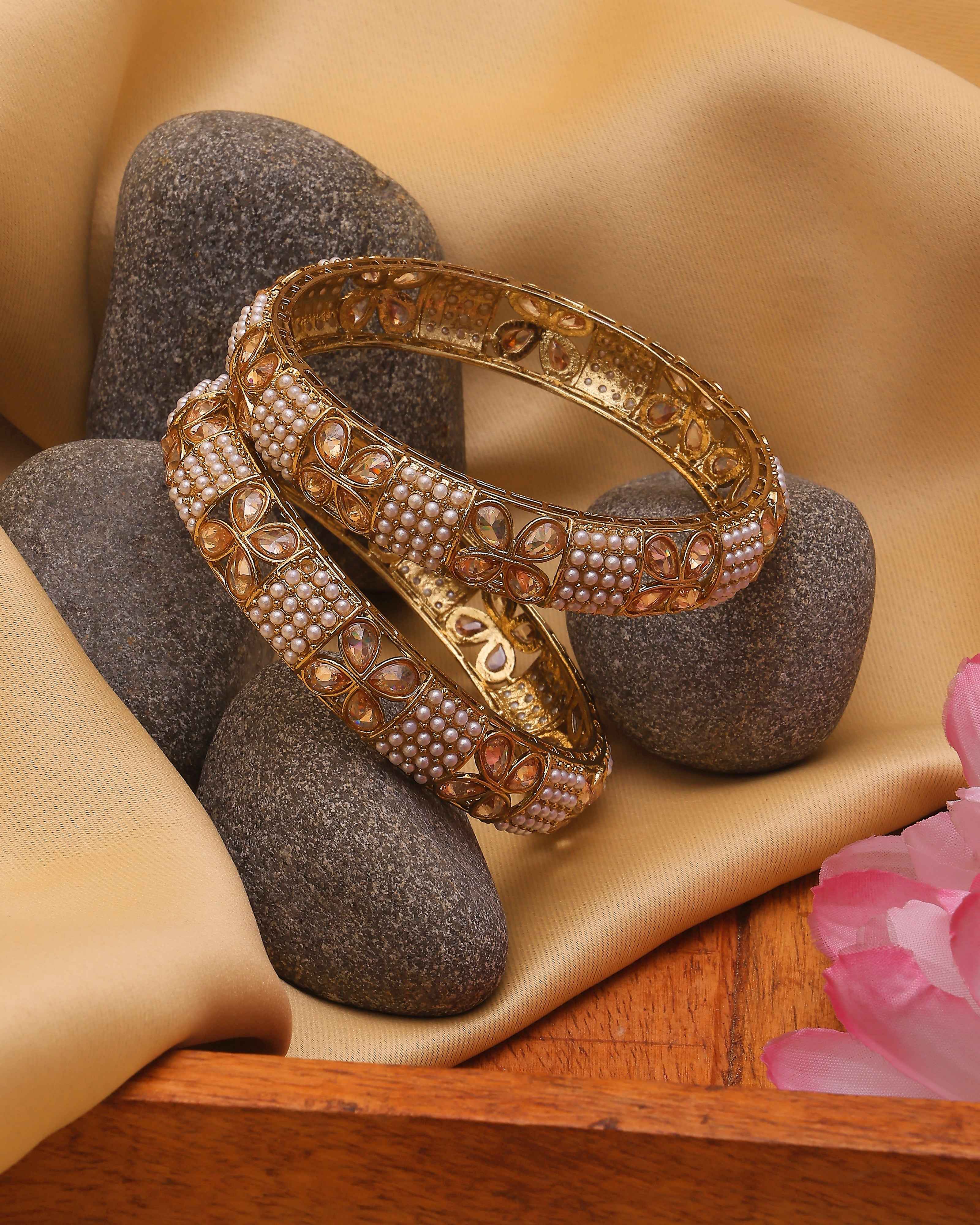 Noor Mini Pearl Kundan Bangles