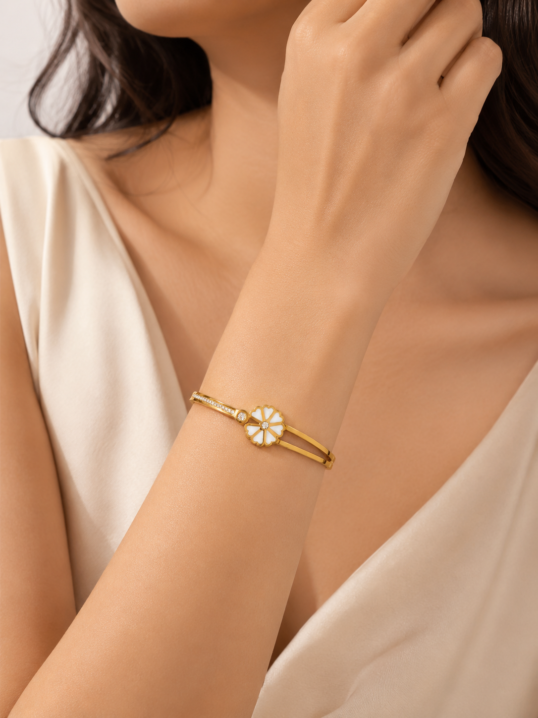 Bloom Grace Bangle