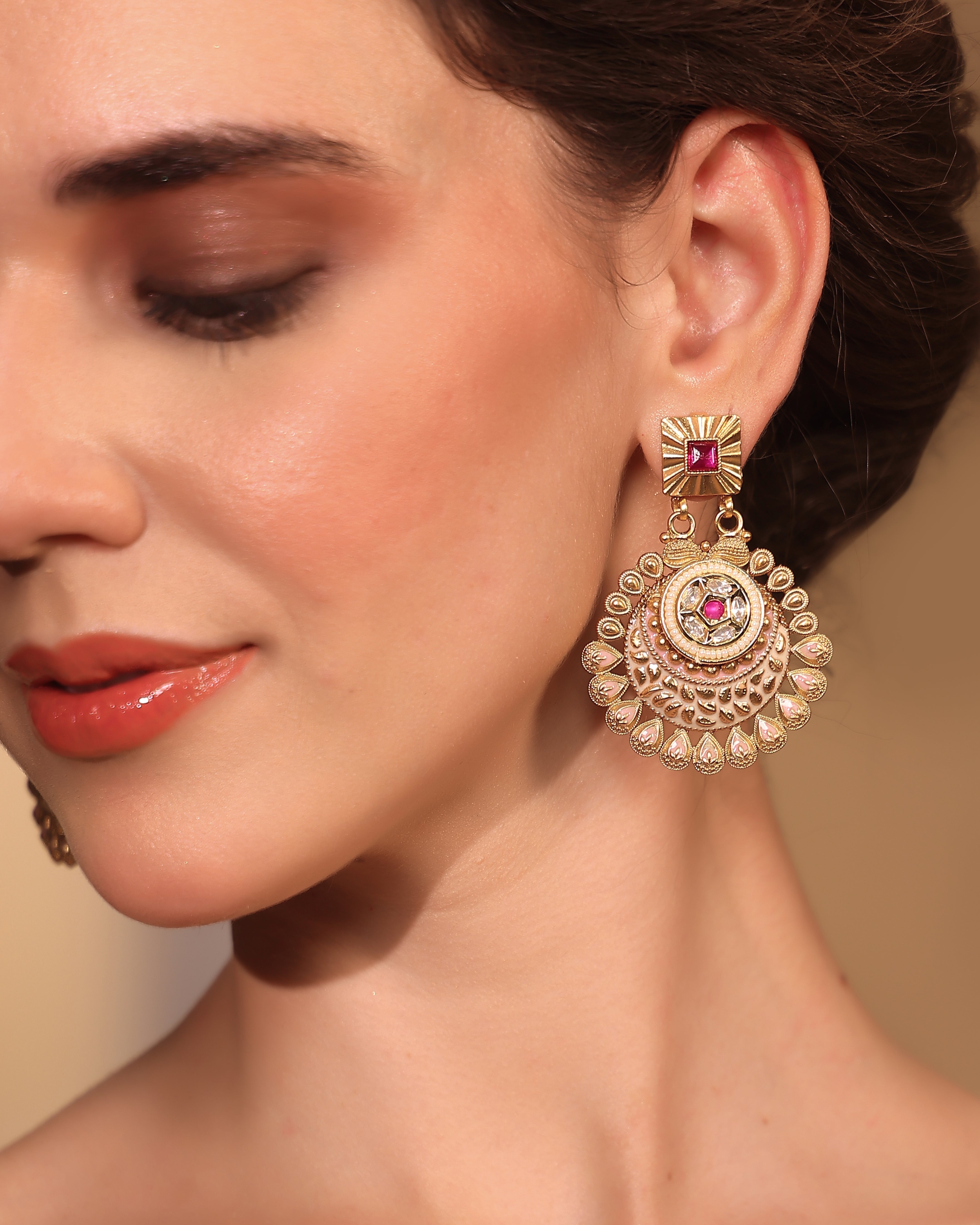 Ravya Sunburst Chandbalis