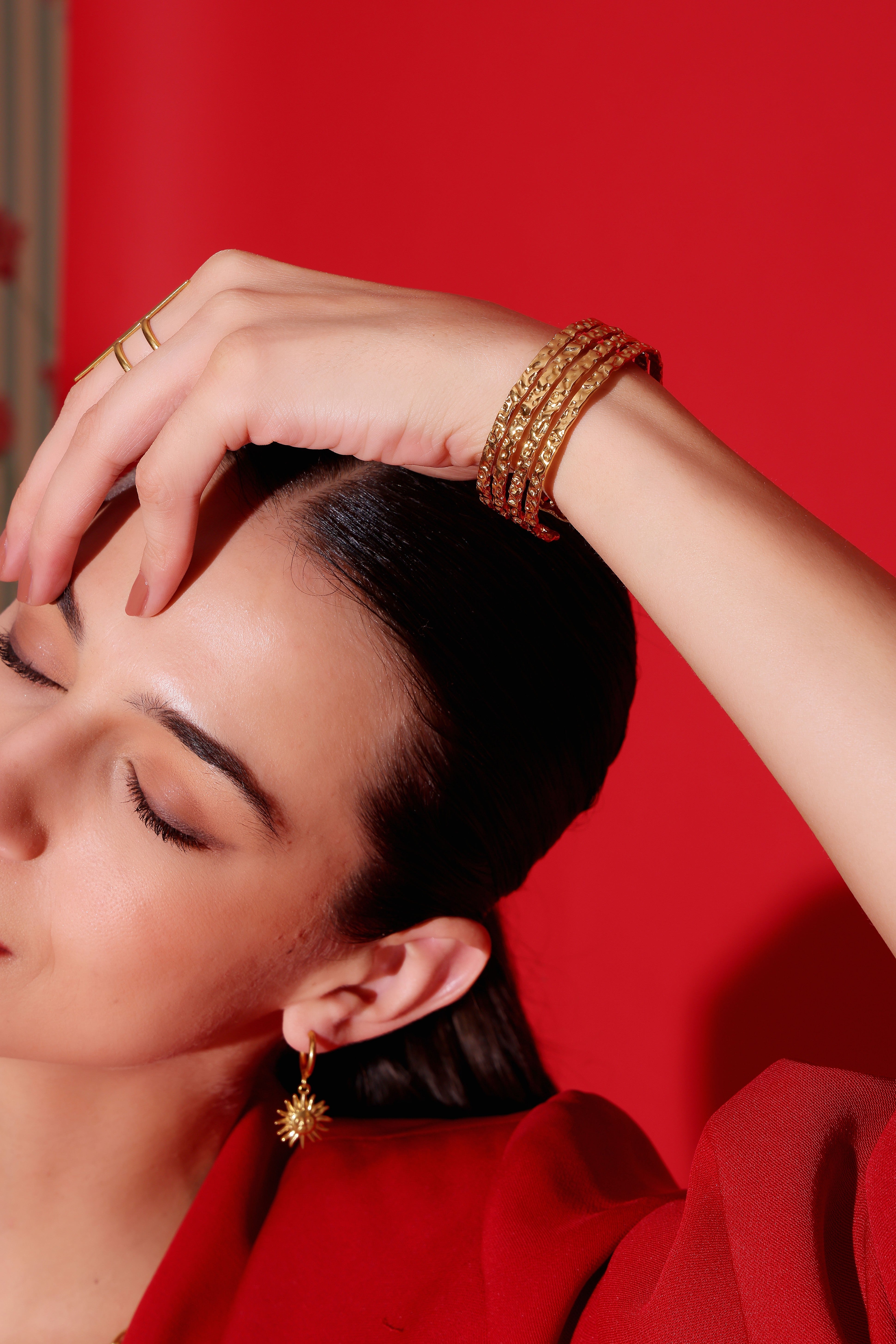 Model wearing Stacked Bracelet – side profile