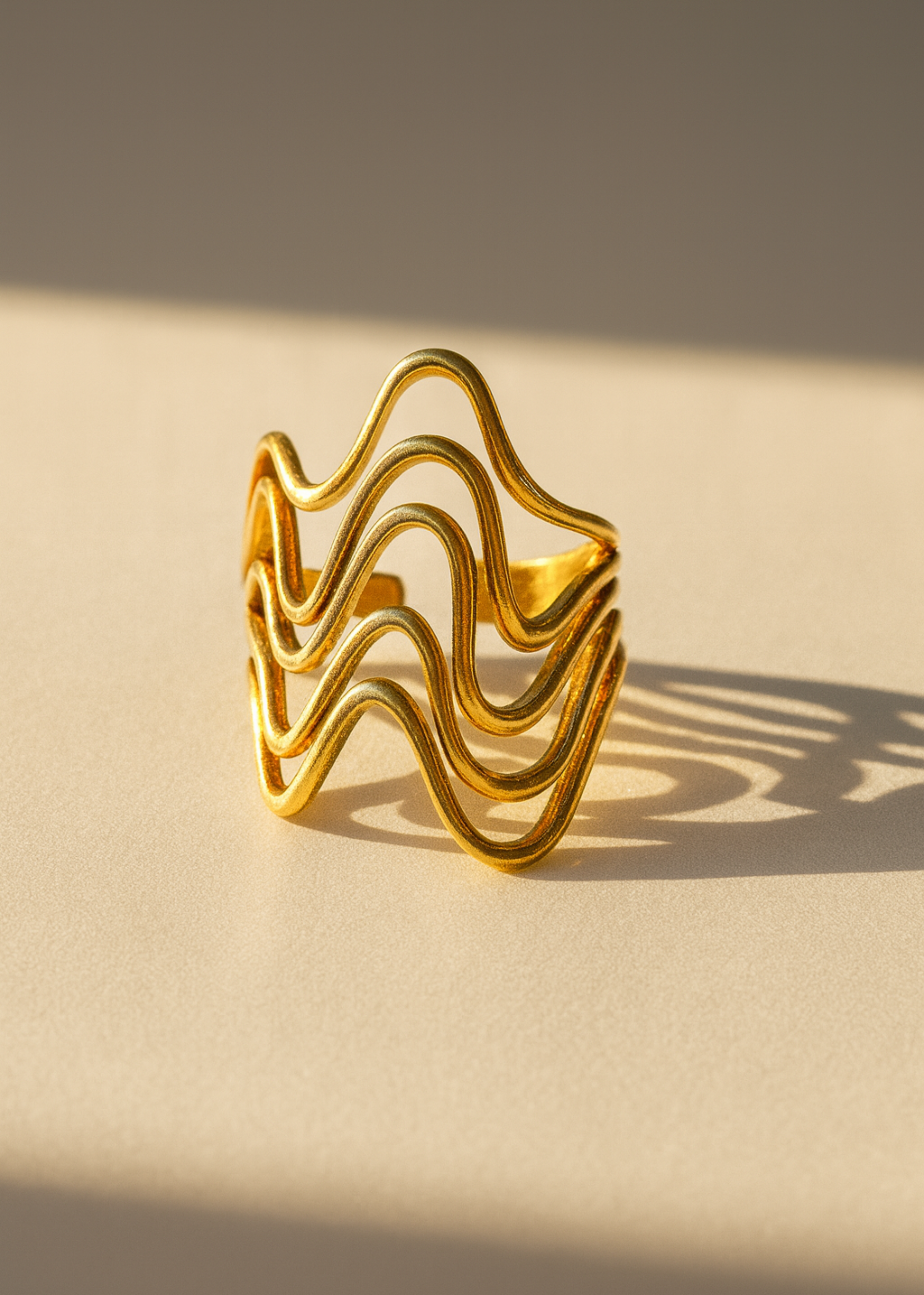 Wave Band Ring - Image 8