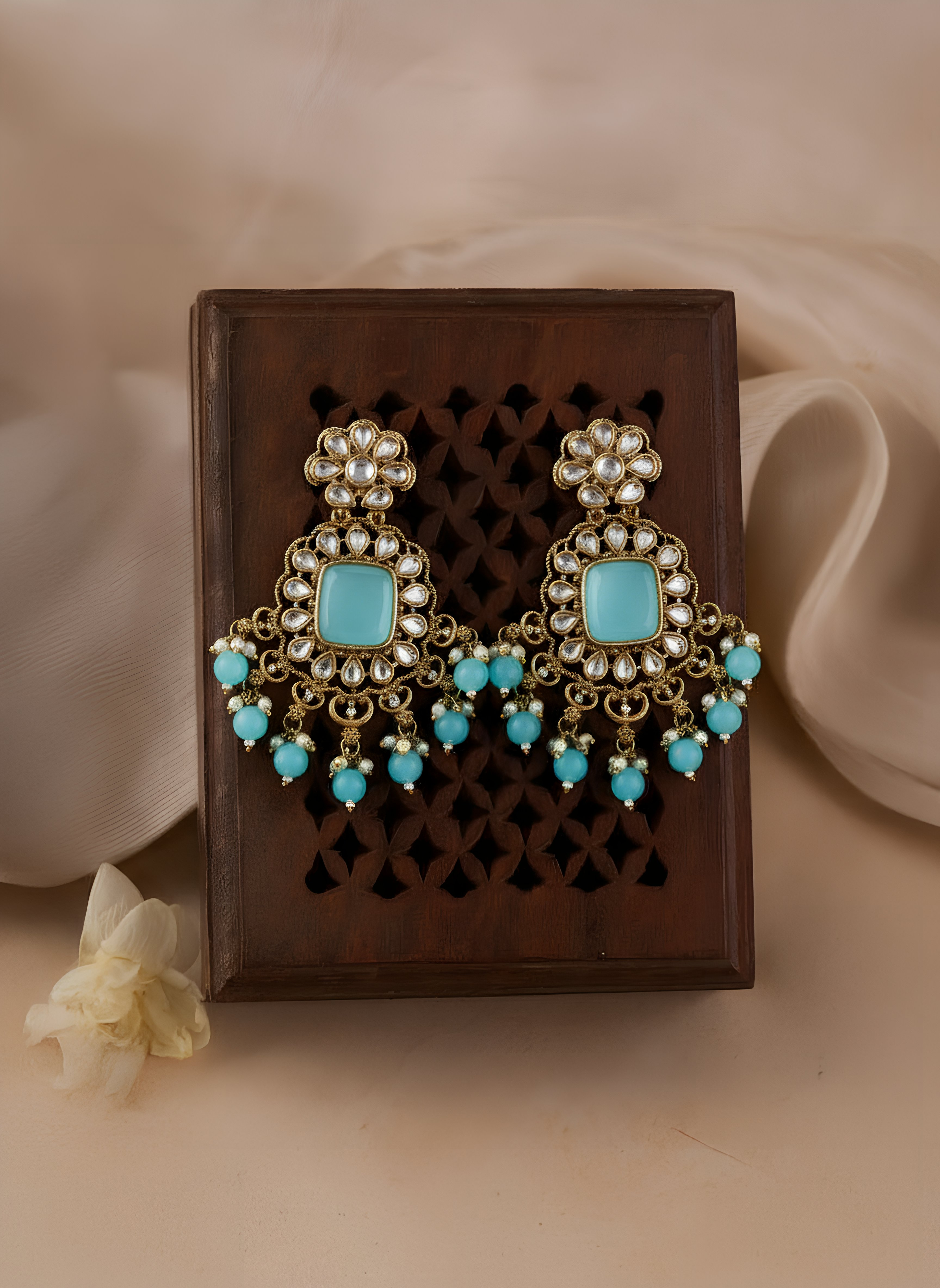 Celeste Royale Chandbaali