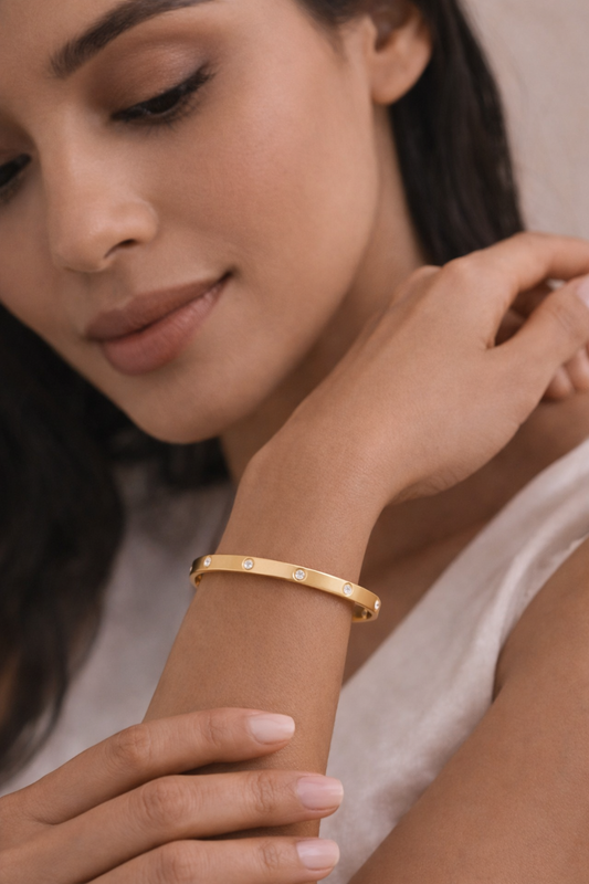 Solitaire Glow Bangle