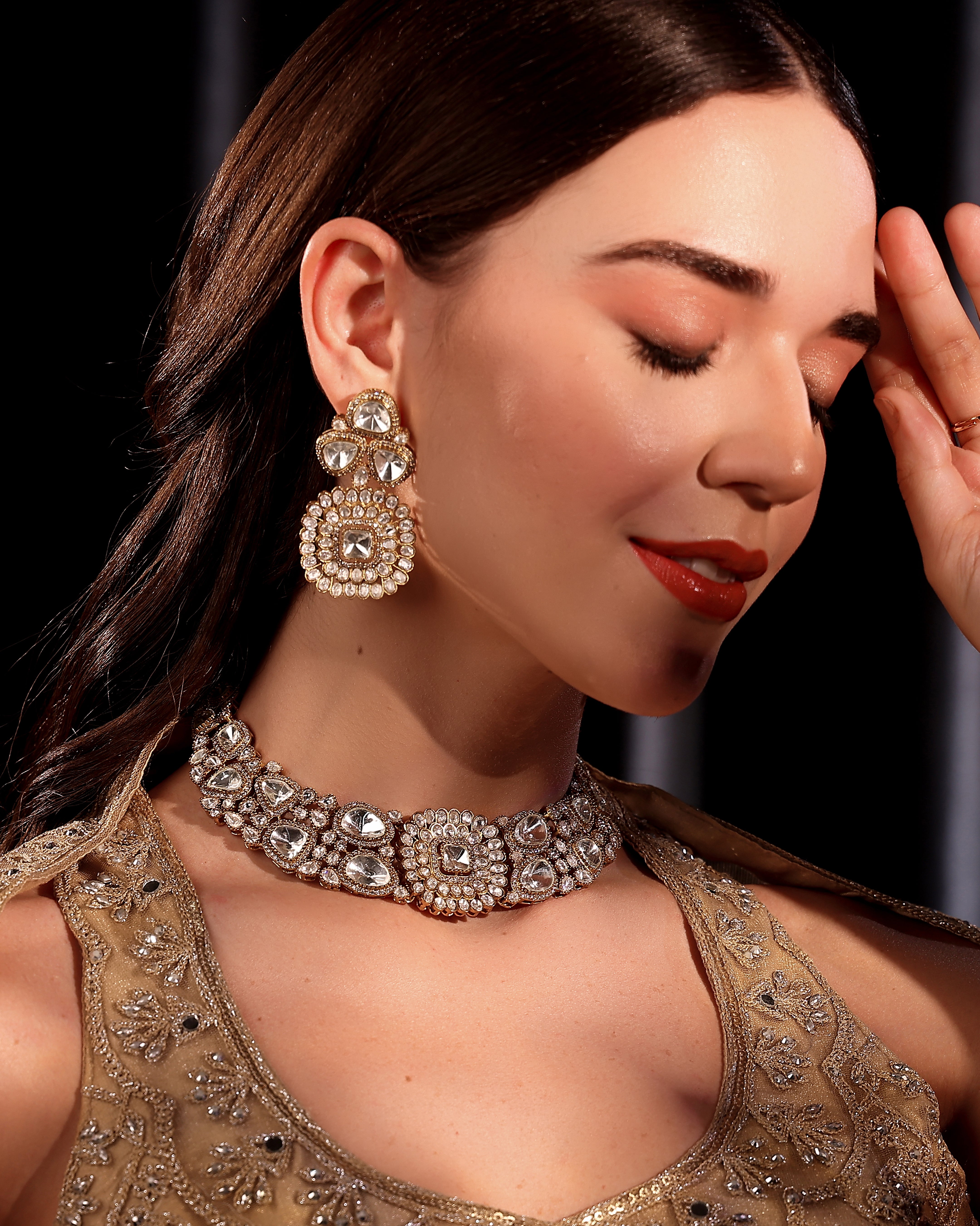 Opulent Glow Moissanite Choker Set