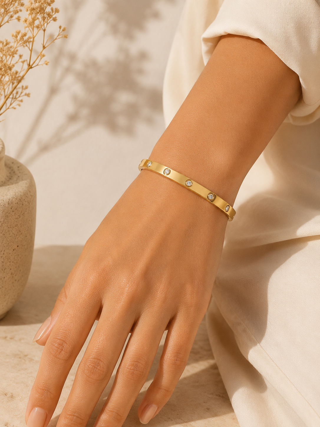 Solitaire Glow Bangle