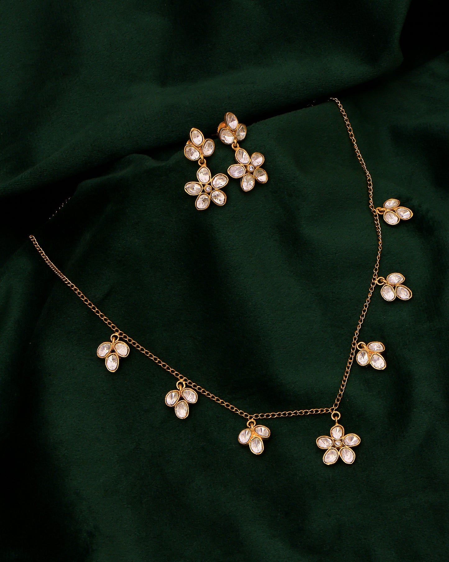 Petal Glint Dainty Moissanite Set