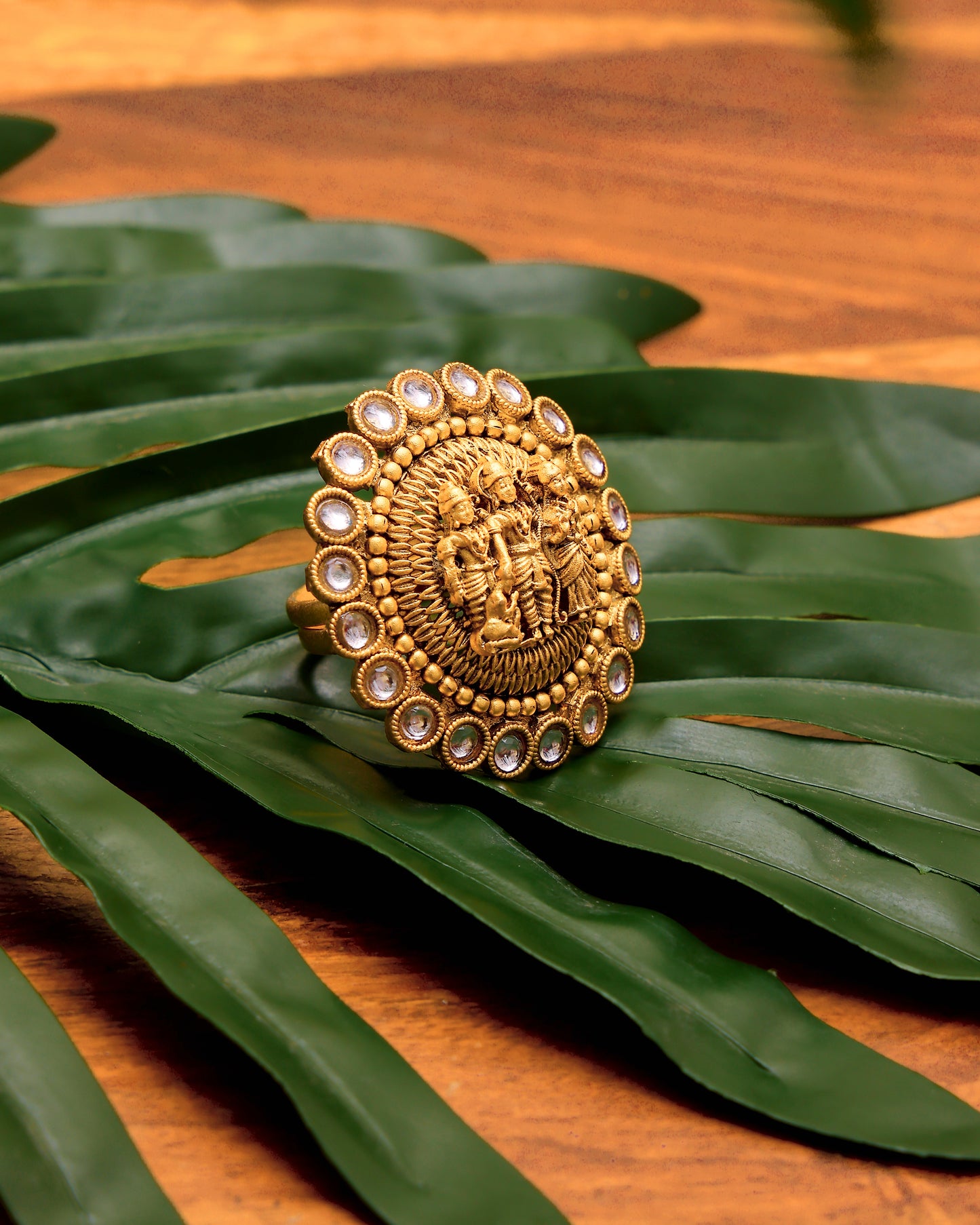 Divyaroop Kundan Temple Ring