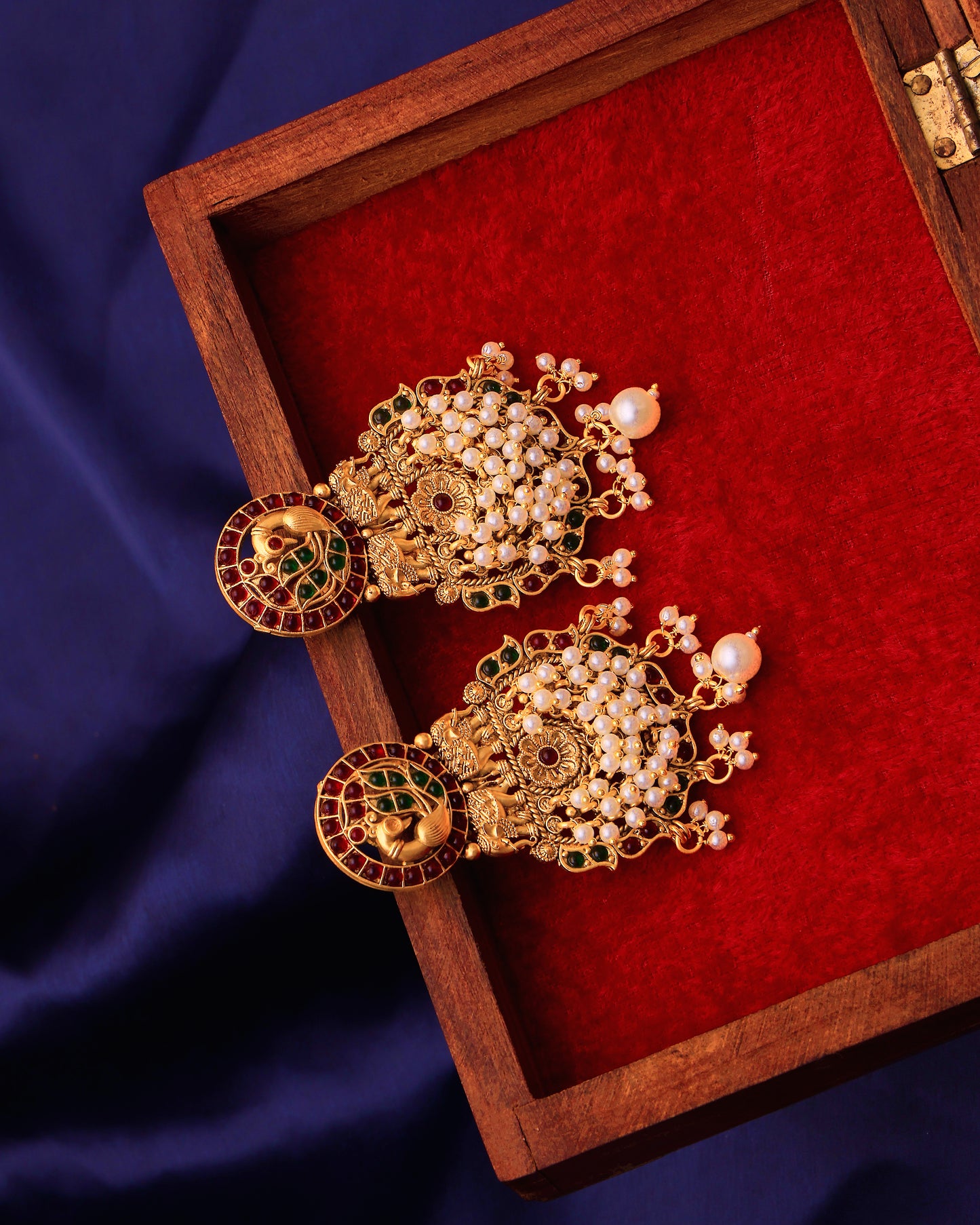 Vaidehi Heritage Jhumkis