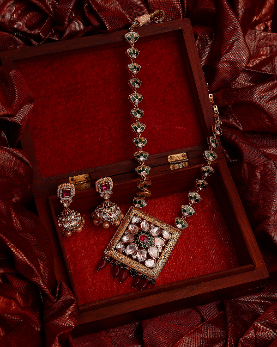 Rajdeepa Polki Square Meenakari Set