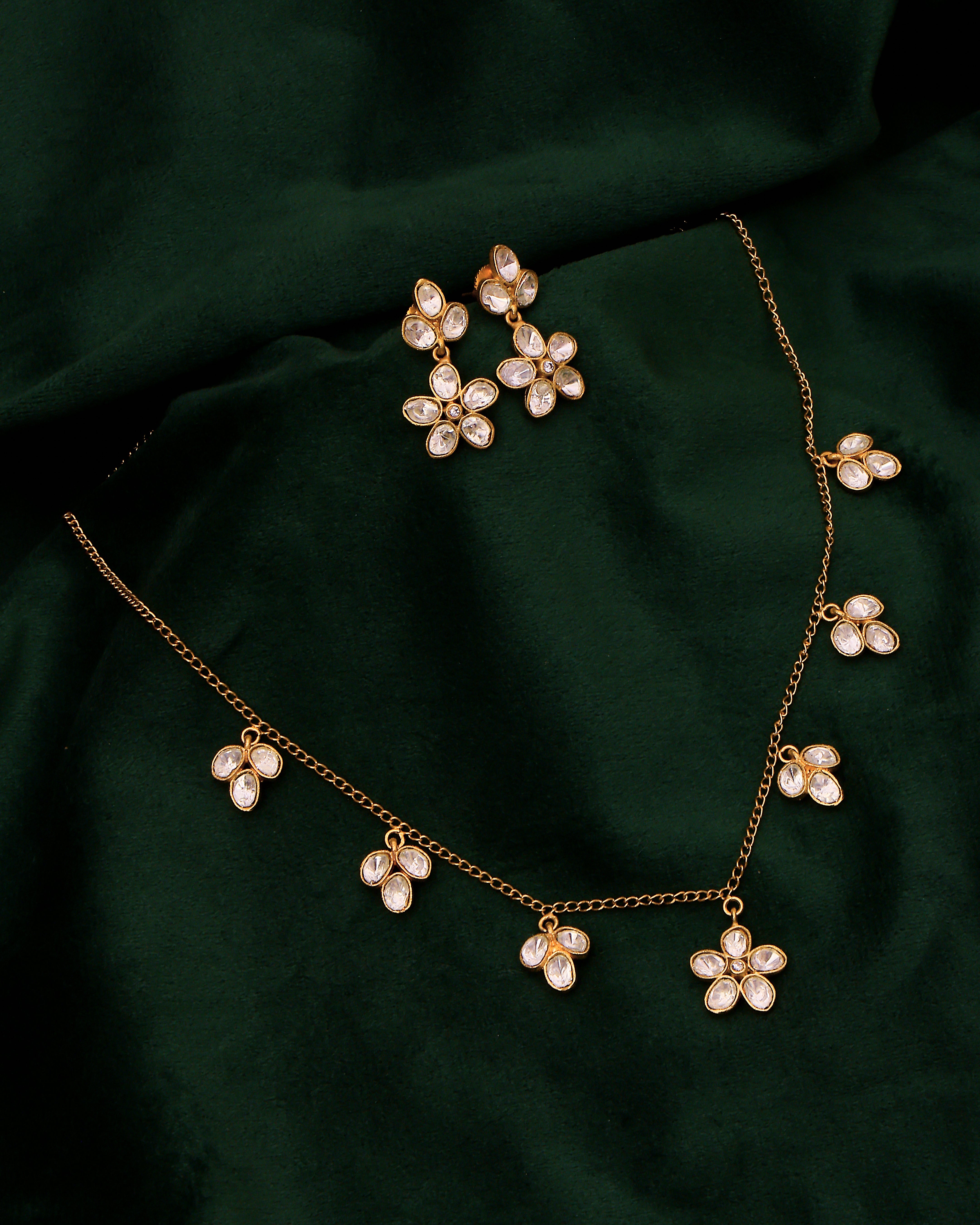 Petal Glint Dainty Moissanite Set