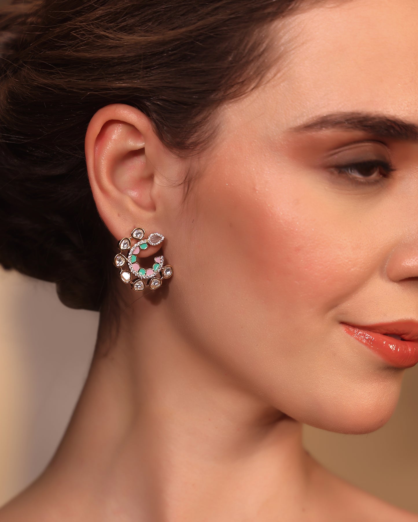 Noor Crescent Chands