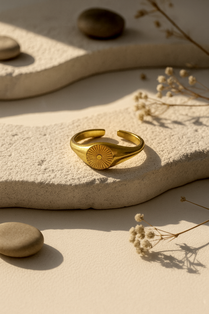 Floral Engraved Ring - Image 4