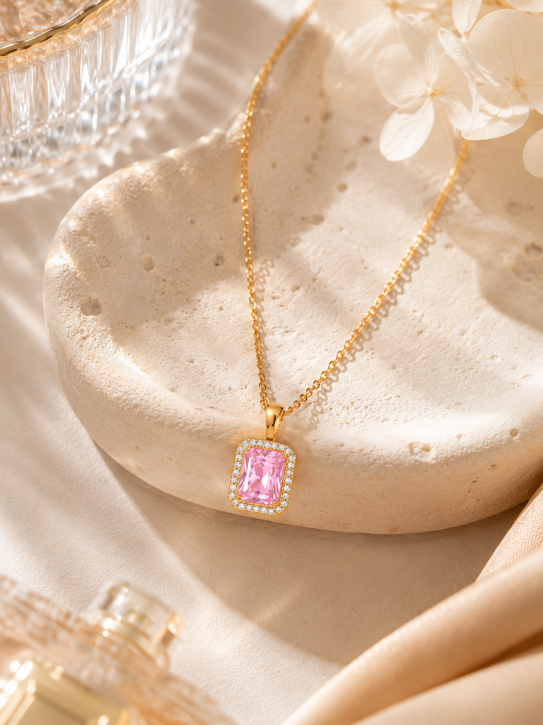 Rosé Royale Pendant Necklace