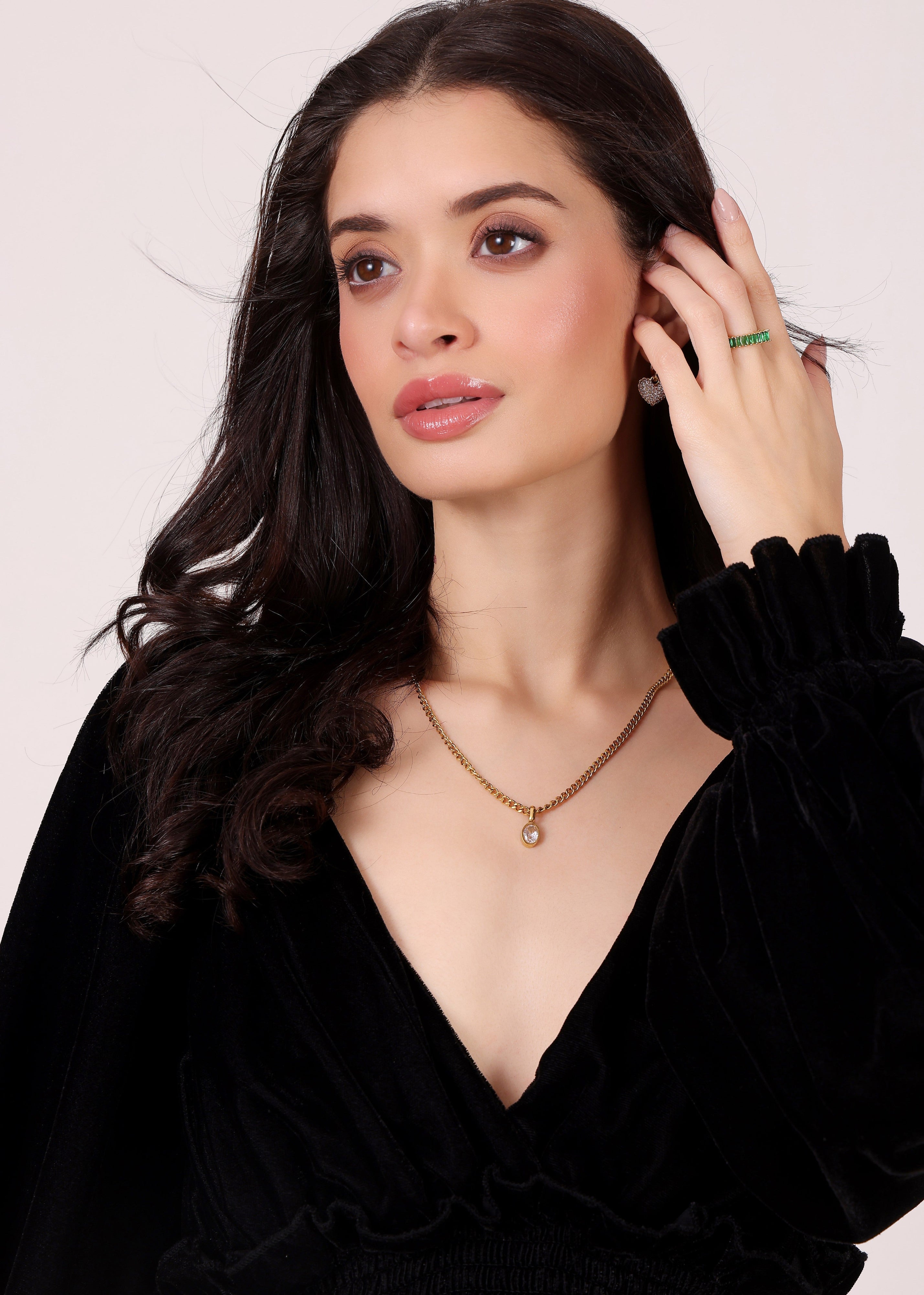 Model wearing Sol Pendant Chain – side profile