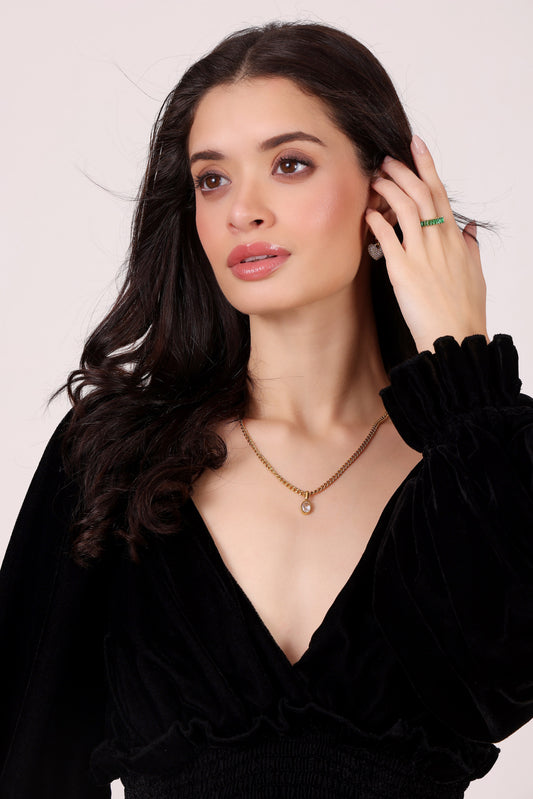 Model wearing Sol Pendant Chain – side profile